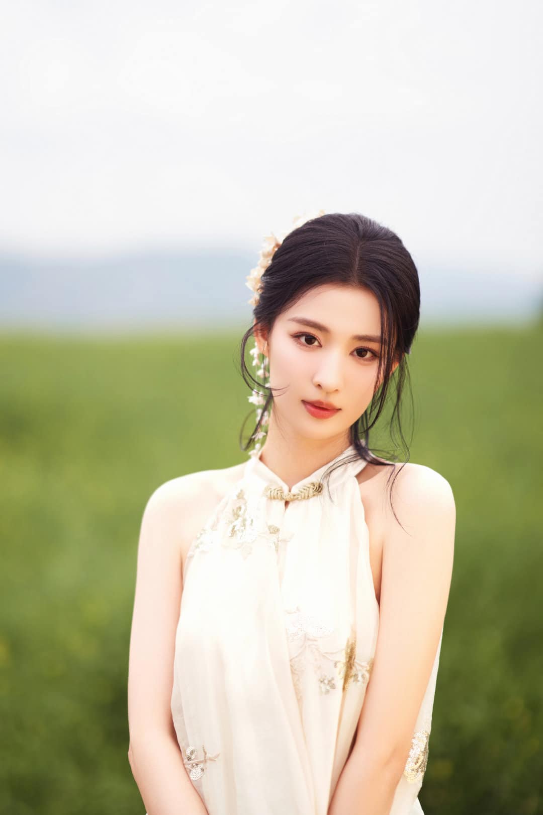 Trúng số độc đắc sau 16h30 chiều nay (27/11/2025), 3 con giáp 'may mắn ập xuống đầu', sự nghiệp thăng tiến vượt bậc, tài lộc phủ kín đường đi - Ảnh 2