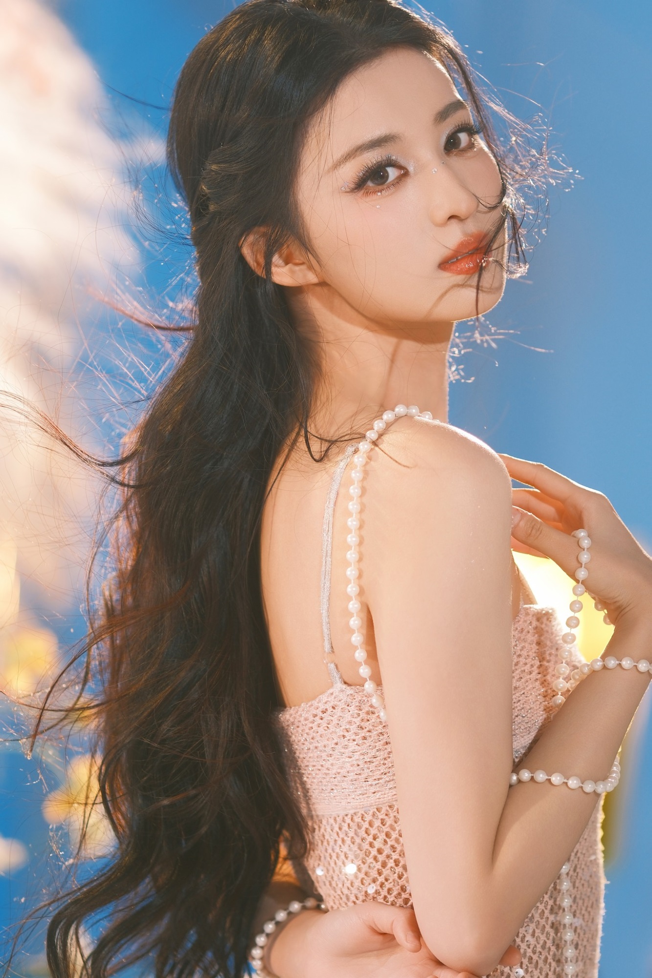 Kể từ ngày mai, thứ Bảy 29/11/2025, 3 con giáp thoải mái làm giàu, thông thuận tiền tài, sự nghiệp bay cao 'như diều gặp gió' - Ảnh 1